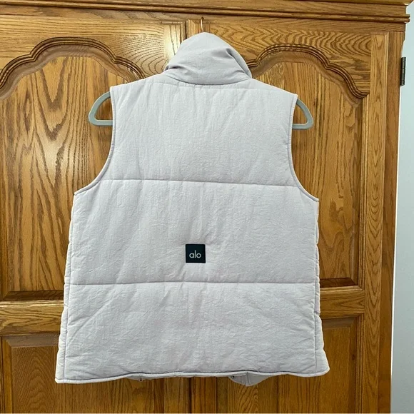 Alo Gold Rusher Puffer Vest Light Purple Women’s Sz Small Comfy Warm RARE COLOR - Picture 6 of 13